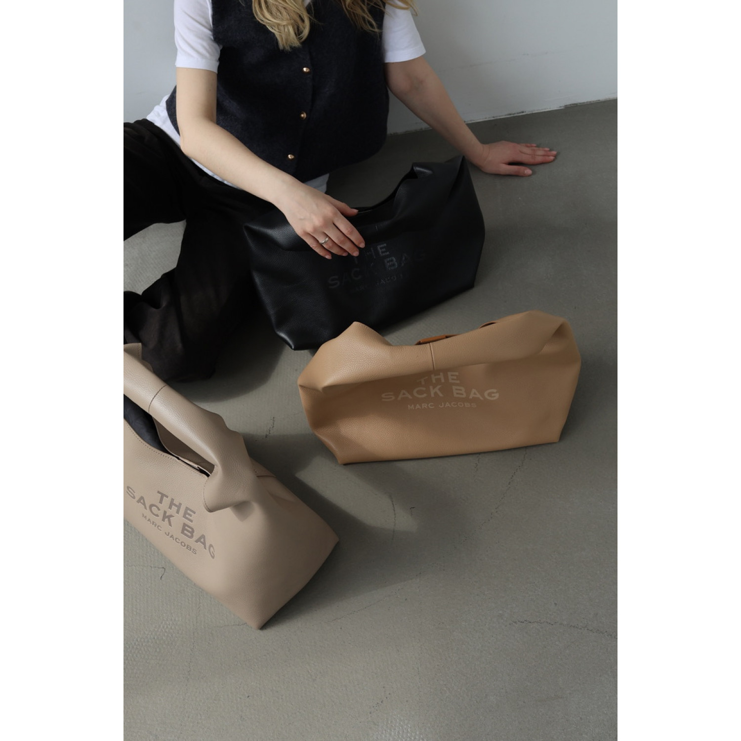 СУМКА MARC JACOBS THE SACK BAG CAMEL