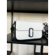 СУМКА THE BI-COLOR J MARC SHOULDER BAG