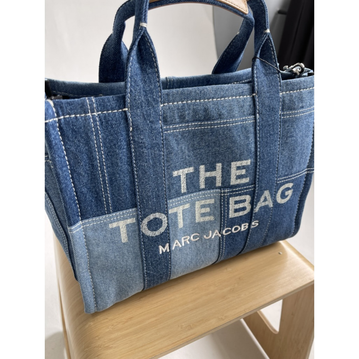СУМКА MARC JACOBS THE DENIM MEDIUM TOTE BAG BLUE