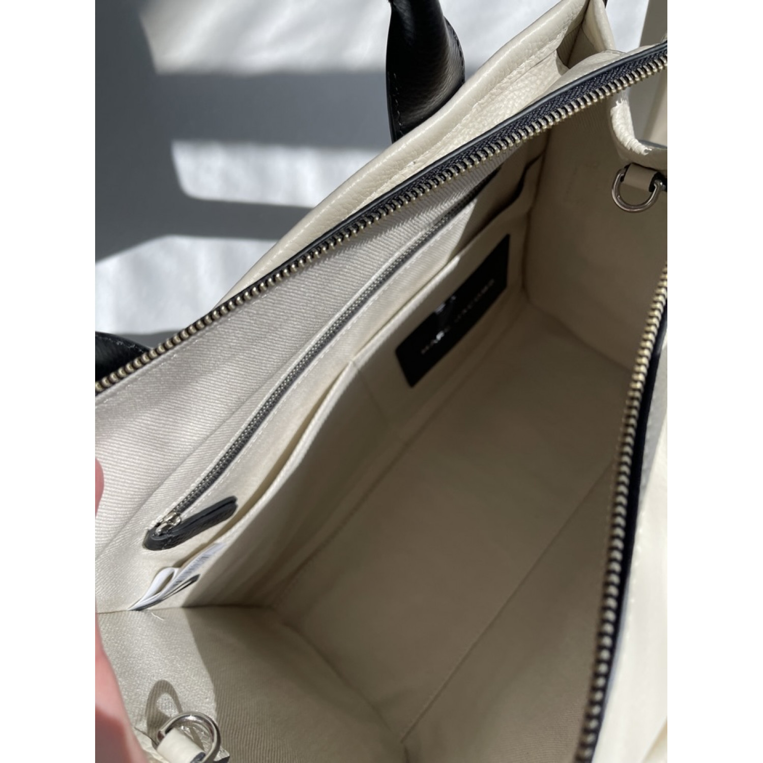 СУМКА MARC JACOBS THE LEATHER COLORBLOCK MEDIUM TOTE BAG IVORY MULTI