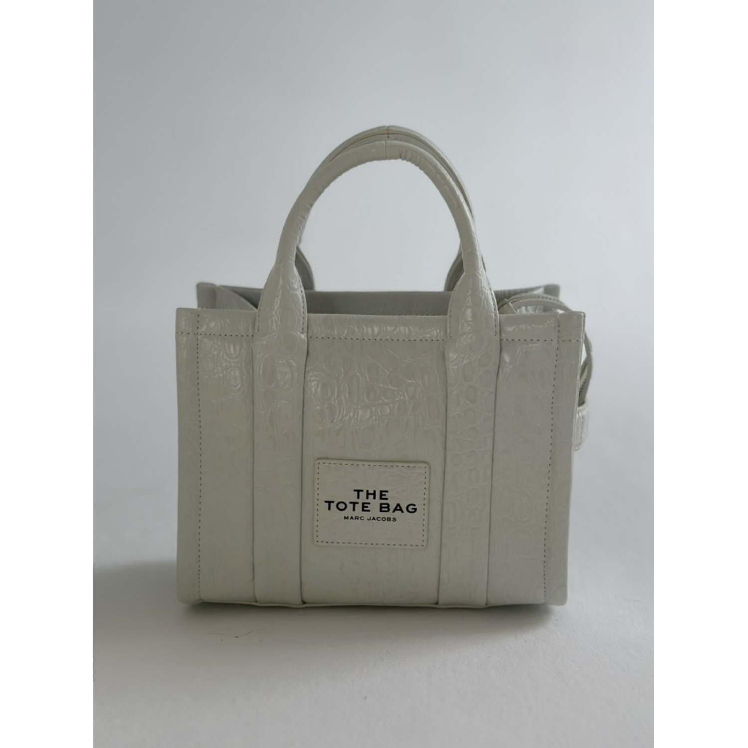 СУМКА MARC JACOBS THE LEATHER CROC-EMBOSSED SMALL TOTE BAG WHITE