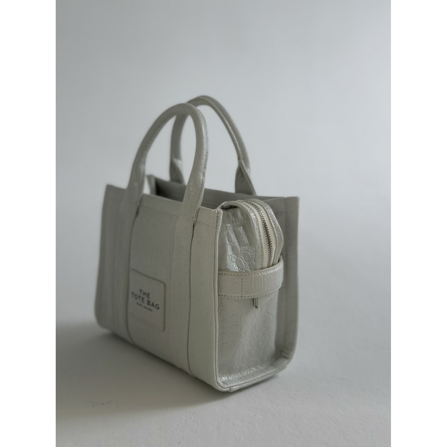 СУМКА MARC JACOBS THE LEATHER CROC-EMBOSSED SMALL TOTE BAG WHITE