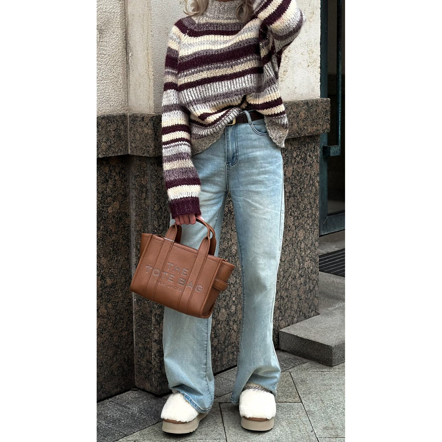 СУМКА MARC JACOBS THE LEATHER SMALL TOTE BAG ARGAN OIL