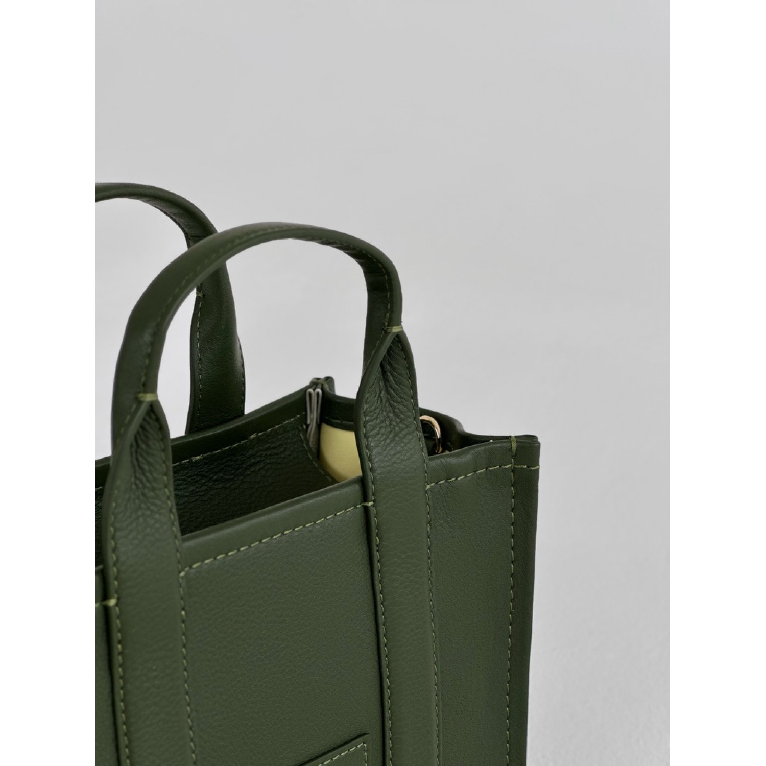 СУМКА MARC JACOBS THE LEATHER SMALL TOTE BAG BRONZE GREEN