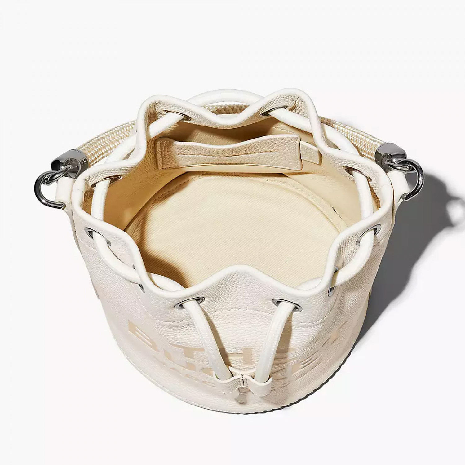 Сумка Marc Jacobs The Leather Mini Bucket Bag - Cotton Silver Сумка Marc Jacobs The Leather Mini Bucket Bag - Cotton Silver